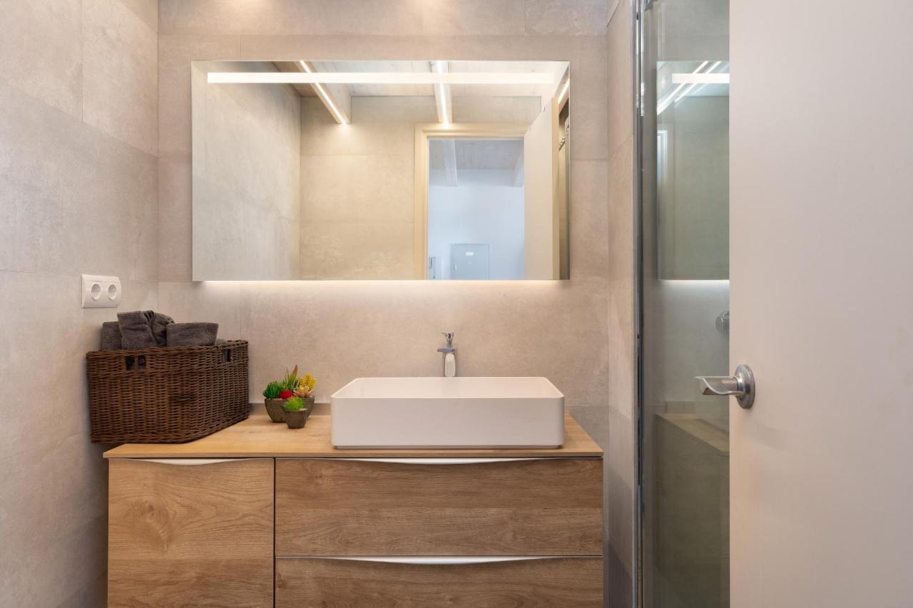 Hauzify I Apartament 4Winds Сан-Фелиу-де-Гишольс Экстерьер фото